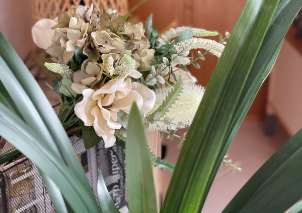 Aprende a incorporar la flor artificial como decoración de tu hogar de forma sencilla y distintiva